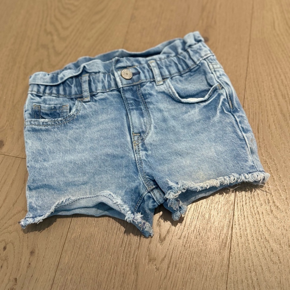 GAP Classic Blue Denim Mom Shorts (3T)
